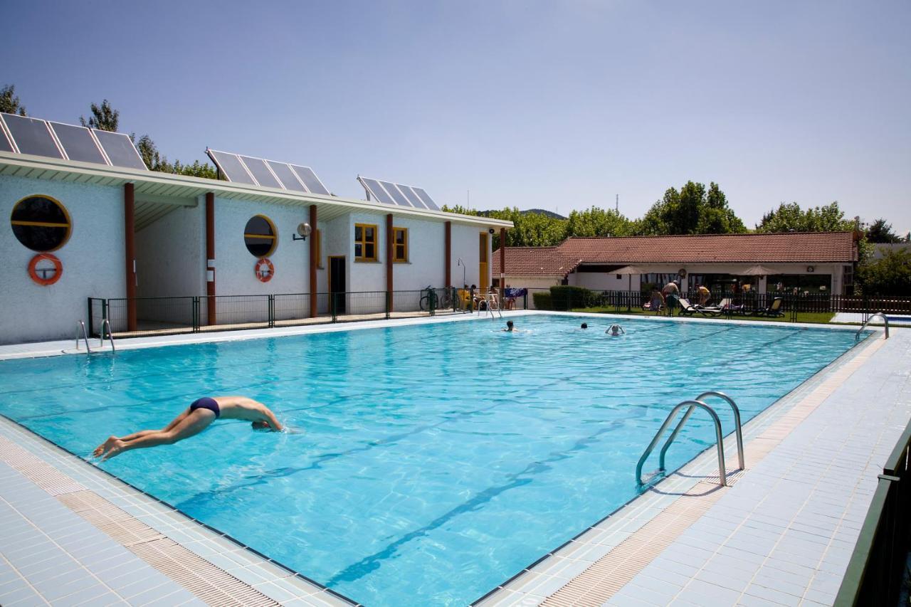Camping Ezcaba Makirriain Екстер'єр фото
